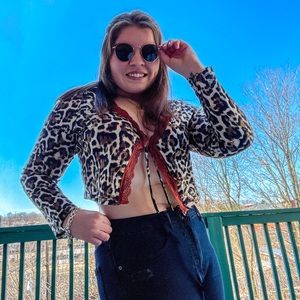 Meet your Posher, Tara